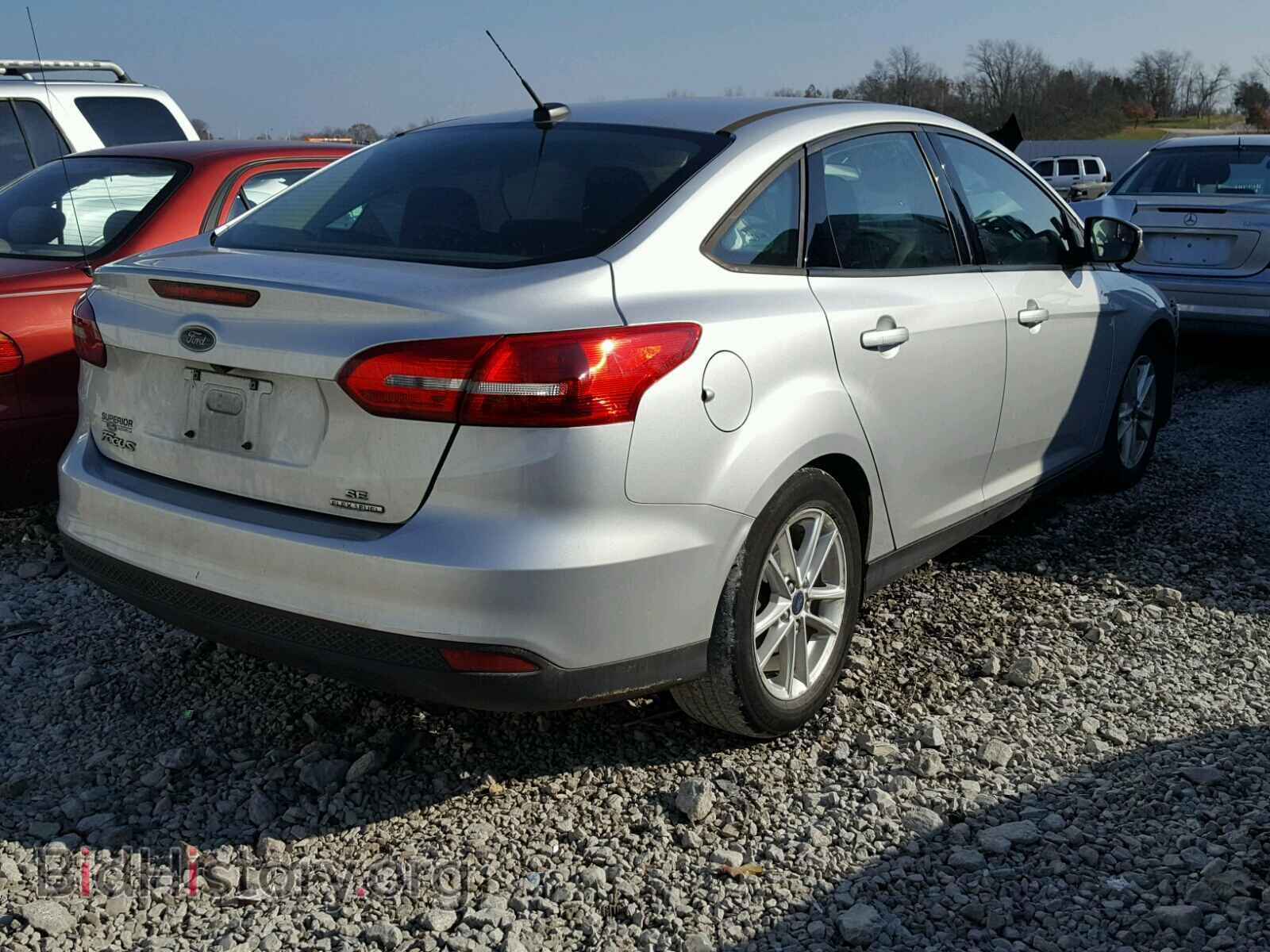 2016 FORD FOCUS SE - VIN: 1FADP3F27GL376538 - Фото 4