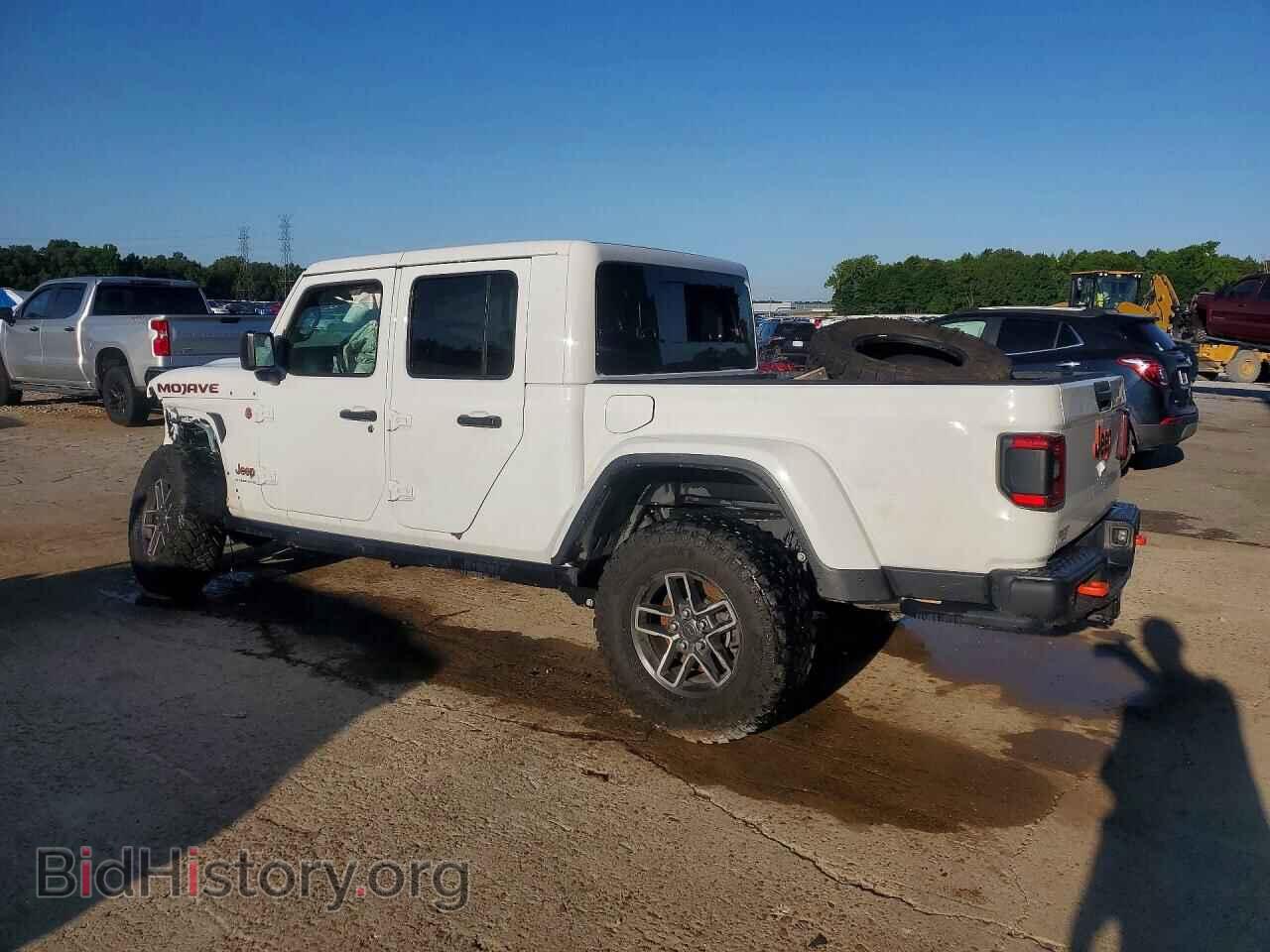 2024 JEEP GLADIATOR - VIN: 1C6JJTEG2RL116005 - Photo 2