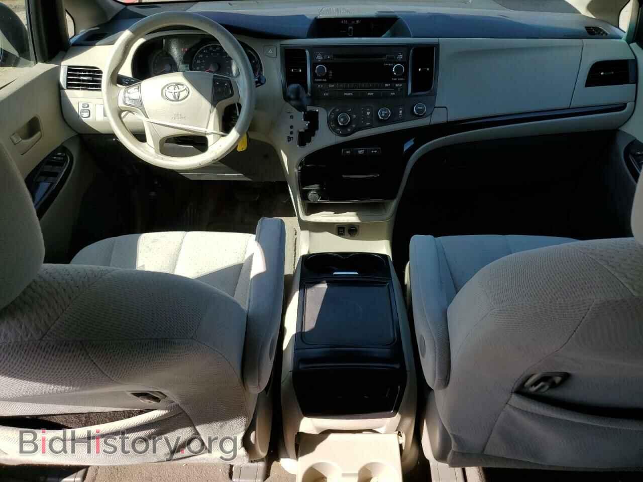 2012 TOYOTA All Models - VIN: 5TDKK3DC5CS218588 - Фото 8