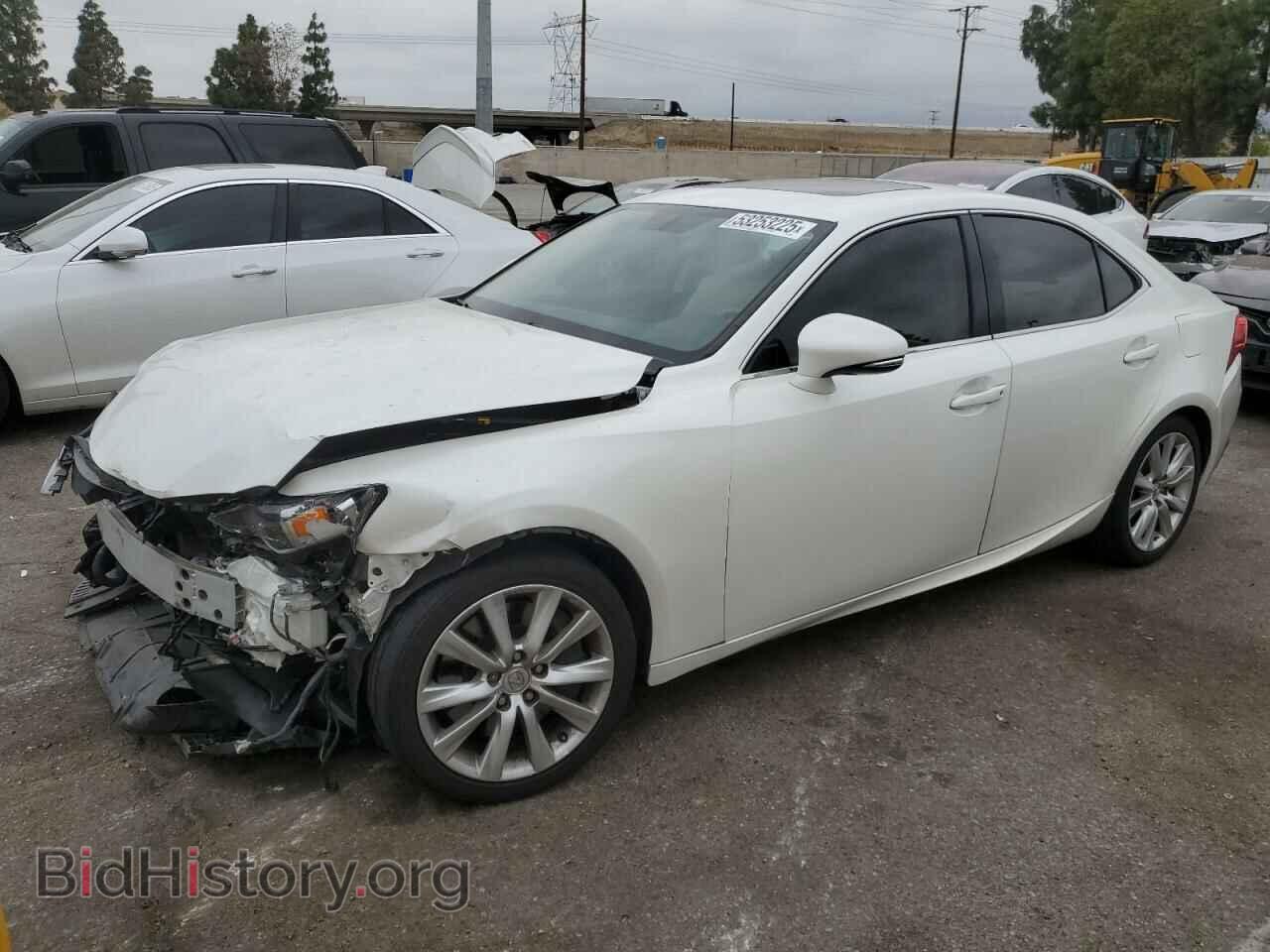 Photo JTHBA1D21G5032913 - LEXUS IS 2016