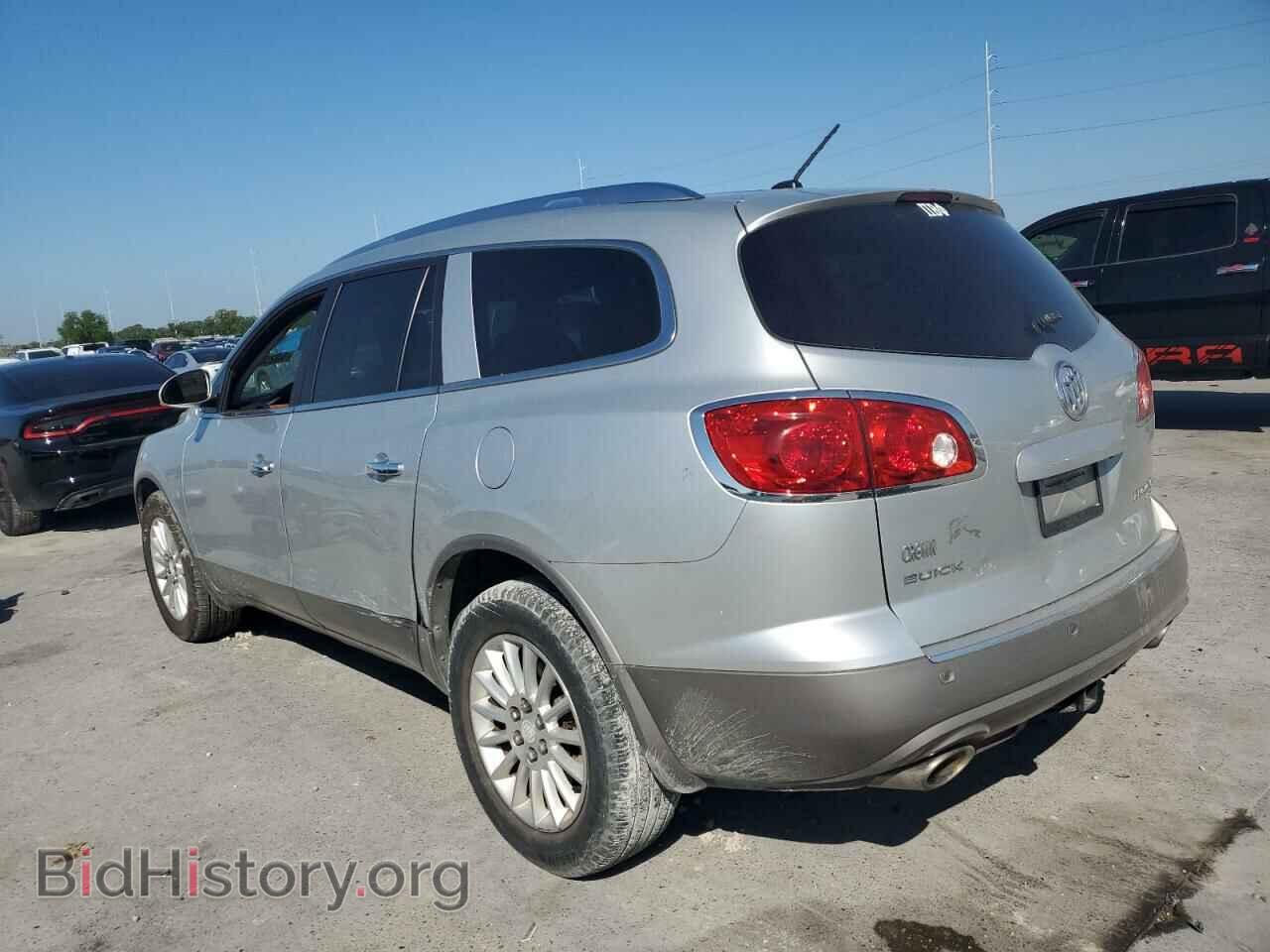 2011 BUICK ENCLAVE - VIN: 5GAKVBED8BJ370712 - Фото 2