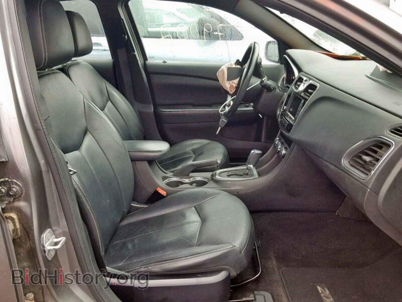 2011 Chrysler 200 (VIN 1C3BC2FG1BN577842) — photo 5 of 10