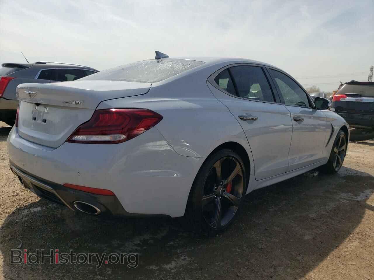 2019 GENESIS G70 - VIN: KMTG34LE7KU017864 - Фото 3