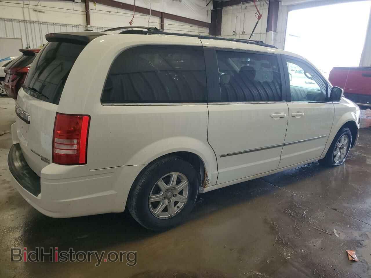 2009 CHRYSLER MINIVAN - VIN: 2A8HR54129R574703 - Фото 3