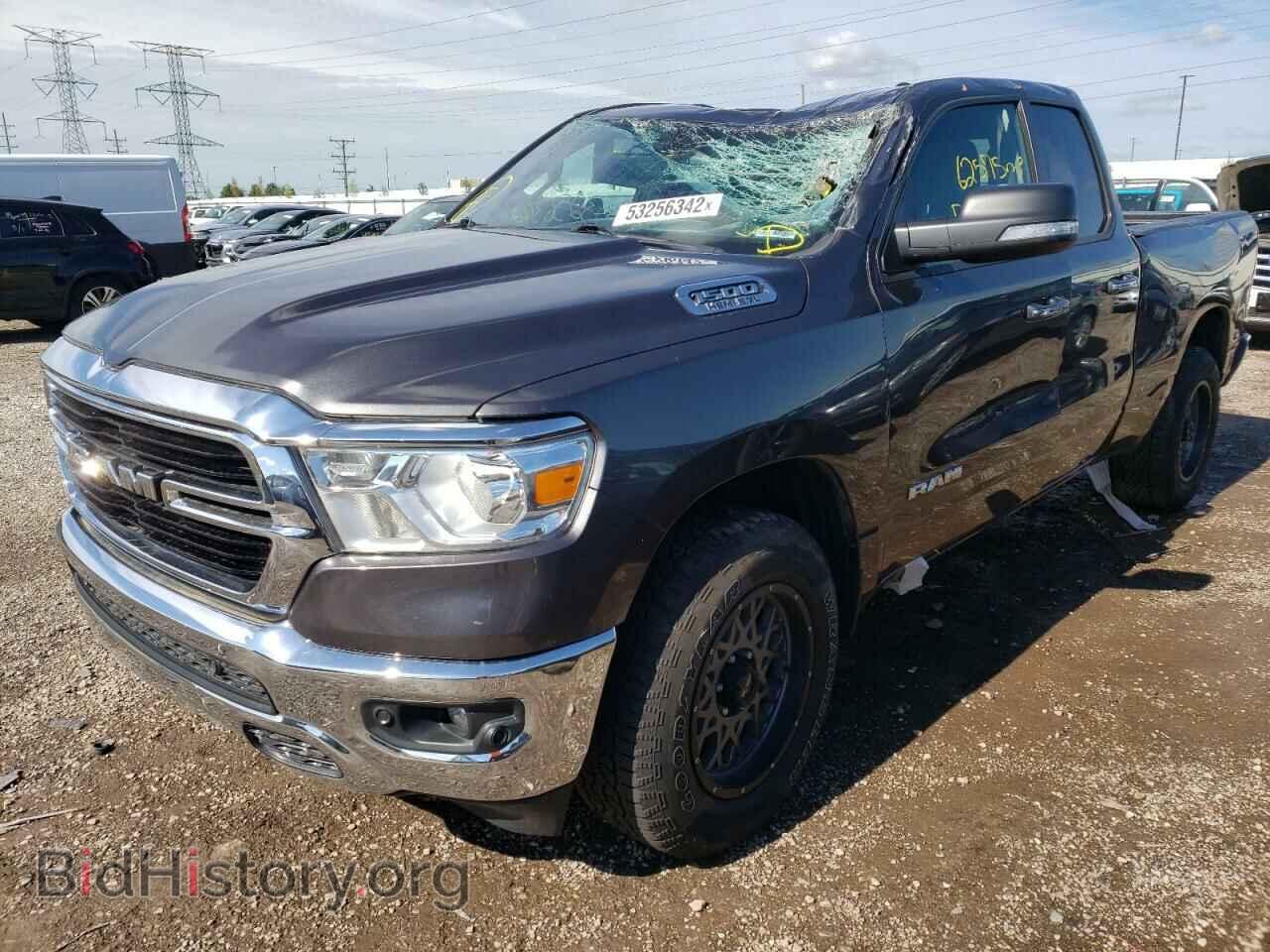 2019 RAM 1500 - VIN: 1C6SRFBT7KN656203 - Фото 2