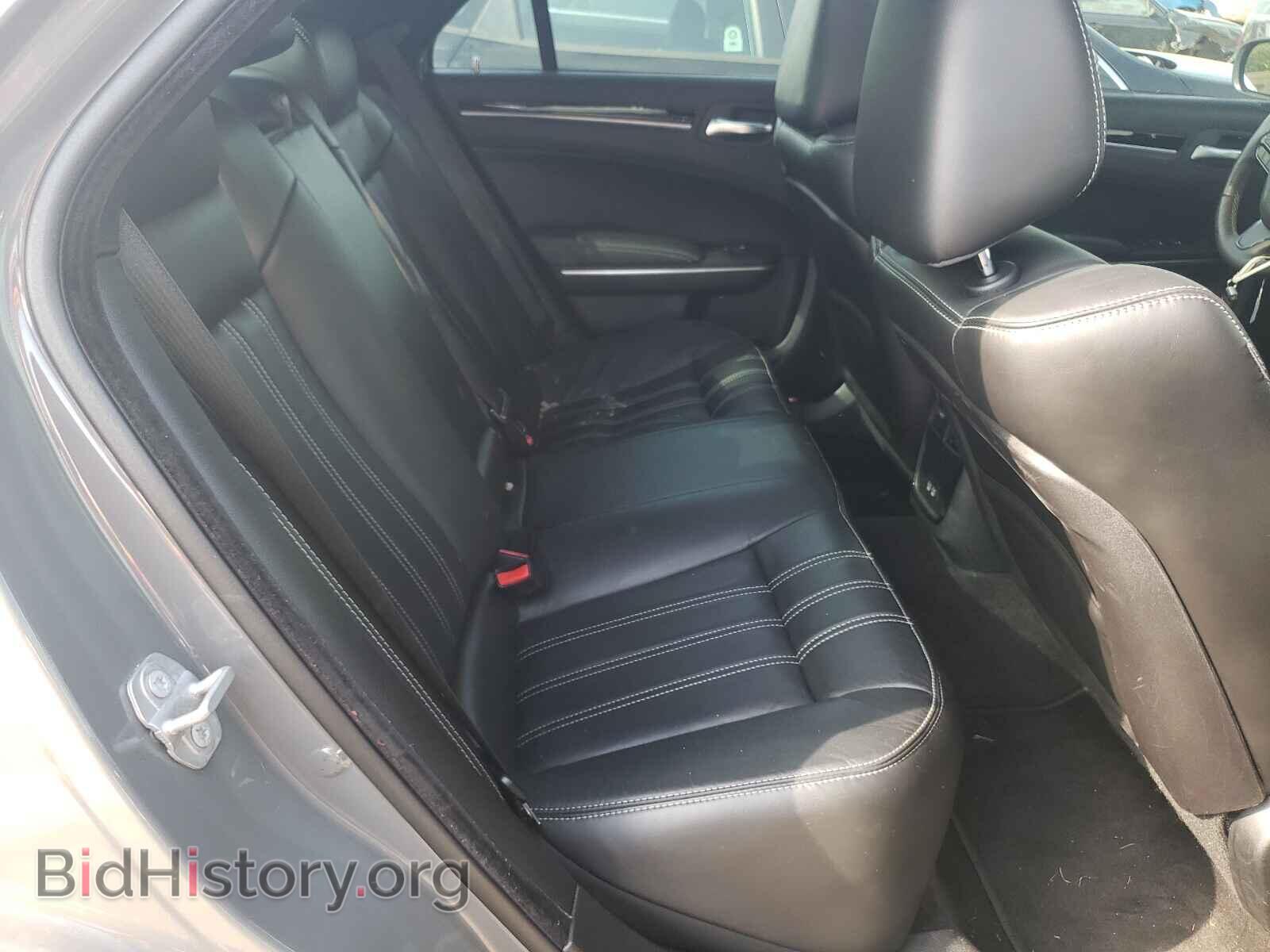2017 CHRYSLER 300 - VIN: 2C3CCABTXHH603681 - Фото 6