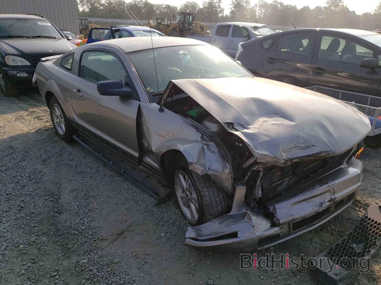 Photo 1ZVHT80N995105038 - FORD MUSTANG 2009