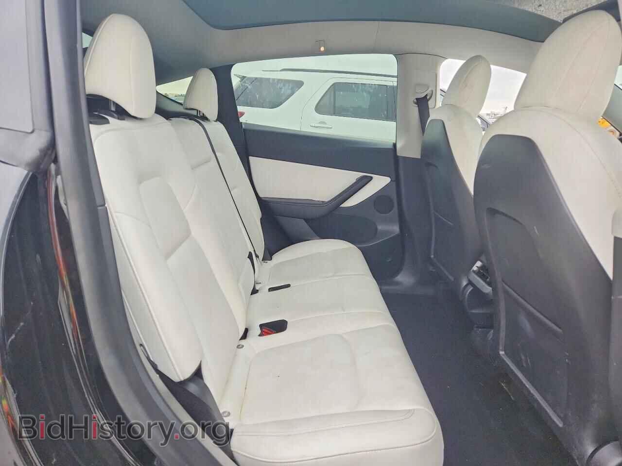 2022 TESLA MODEL Y - VIN: 7SAYGDEE9NF351334 - Фото 10