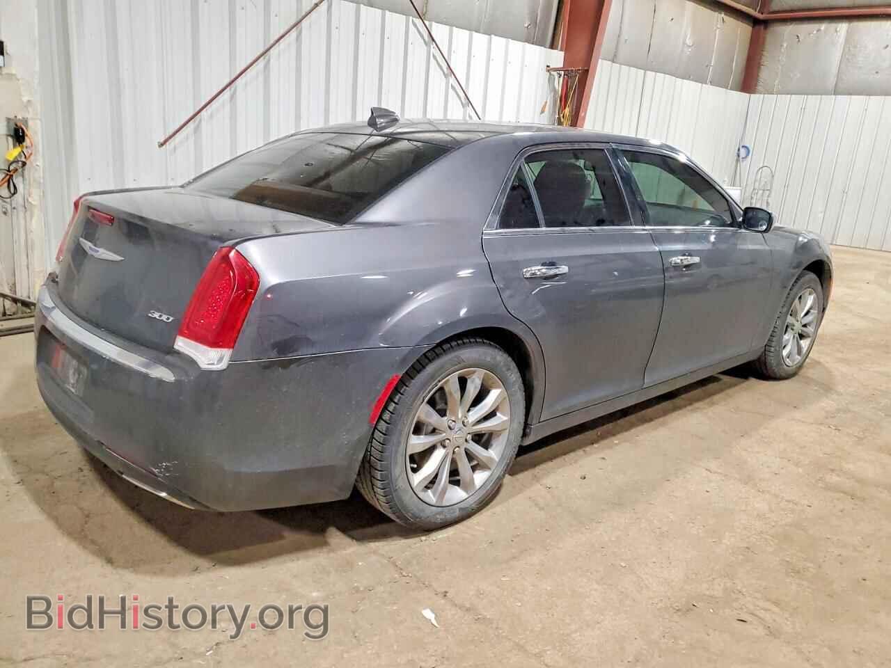 2019 CHRYSLER 300 - VIN: 2C3CCAKG7KH634476 - Photo 3