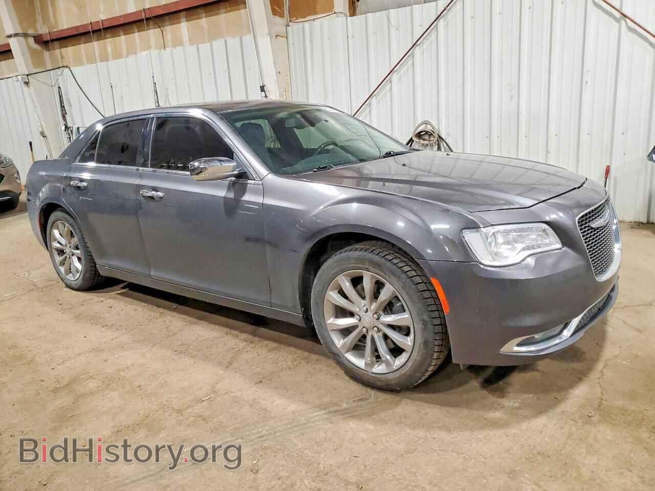 2019 CHRYSLER 300 - VIN: 2C3CCAKG7KH634476 - Photo 4