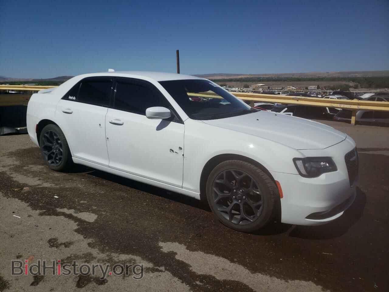 2019 CHRYSLER 300 - VIN: 2C3CCABG6KH601033 - Фото 4