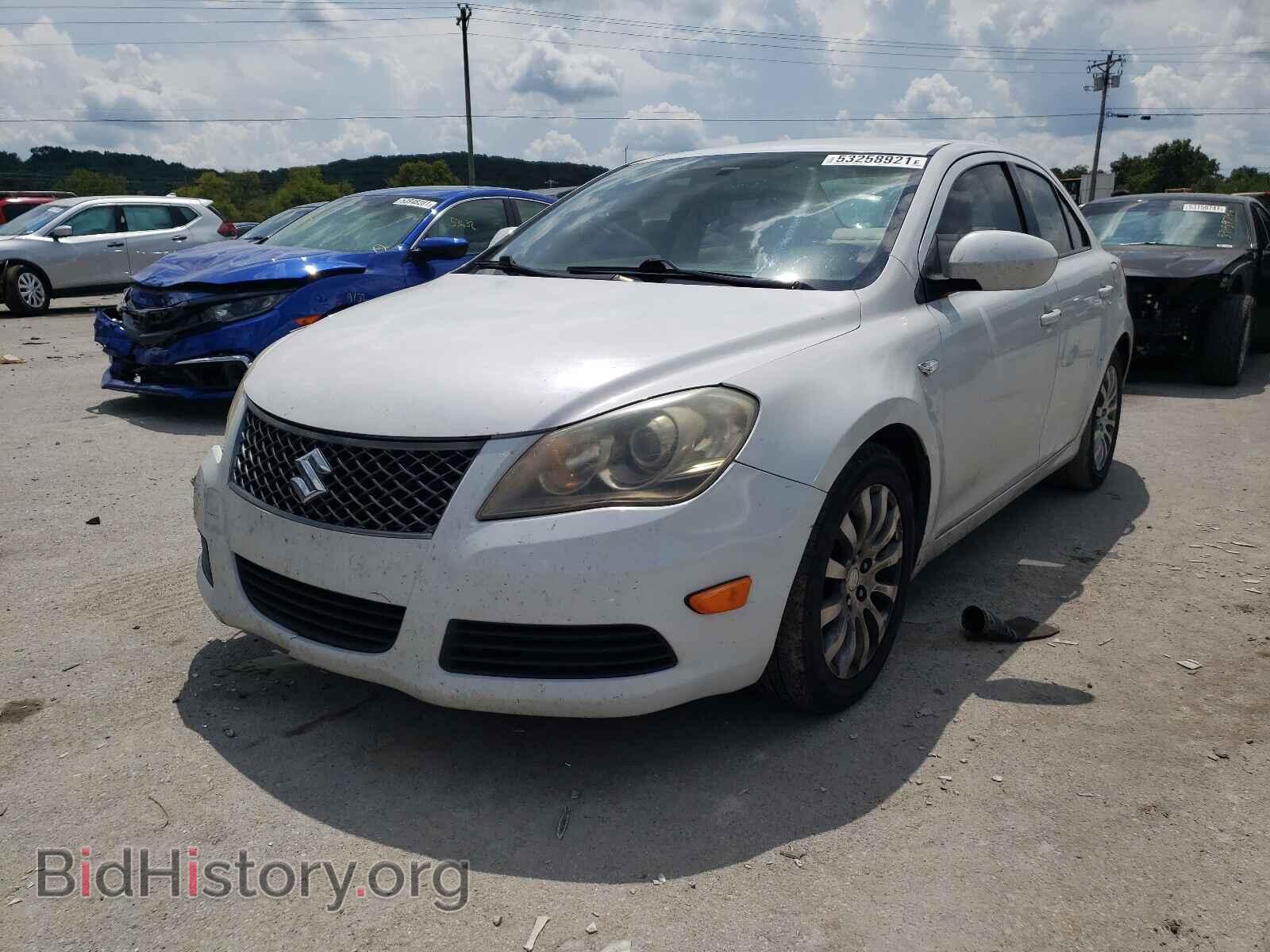 2010 SUZUKI KIZASHI - VIN: JS2RE9A30A6100190 - Фото 2