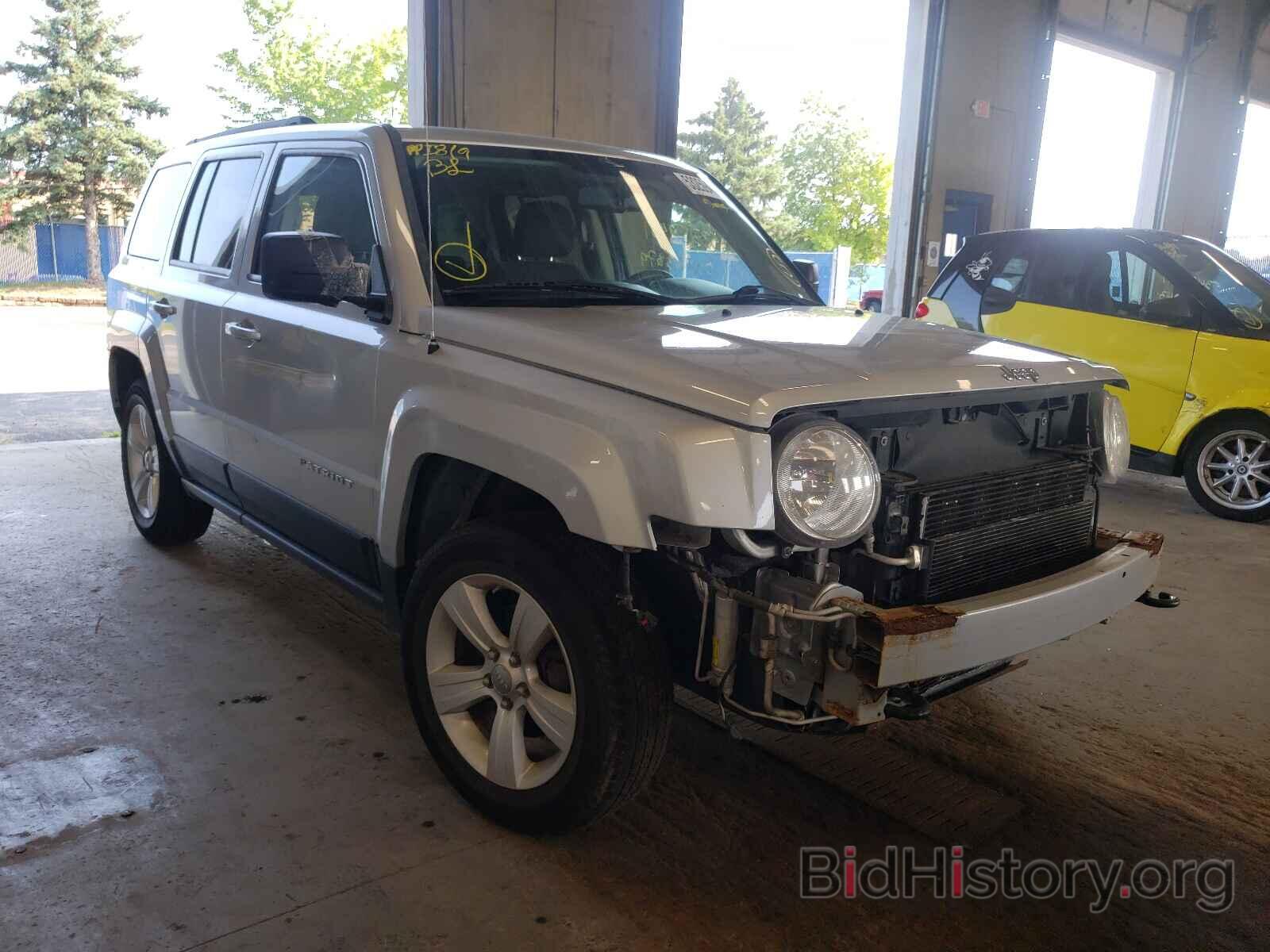 Photo 1J4NF1GB1BD201607 - JEEP PATRIOT 2011