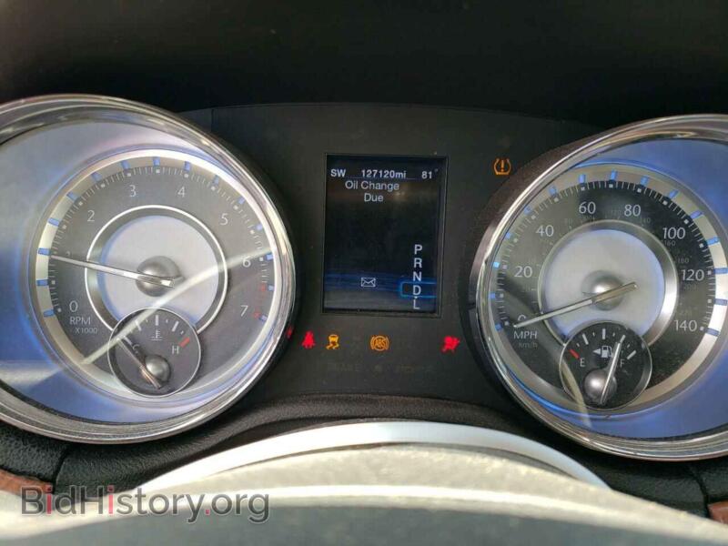 2012 Chrysler 300 (VIN 2C3CCACG5CH191955) — фото 9 из 13
