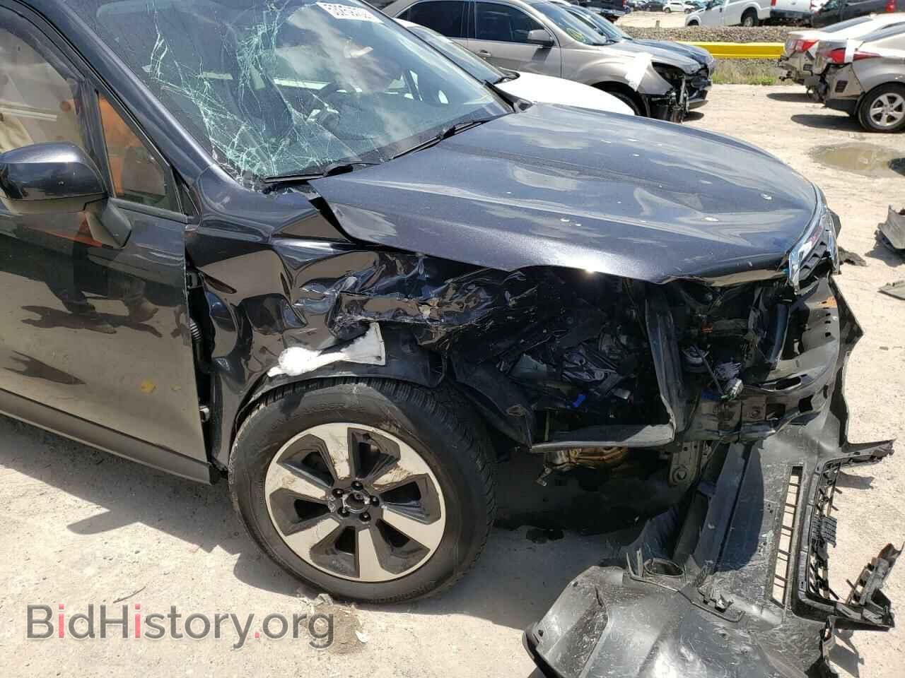 2017 SUBARU FORESTER - VIN: JF2SJAEC2HH490776 - Photo 9