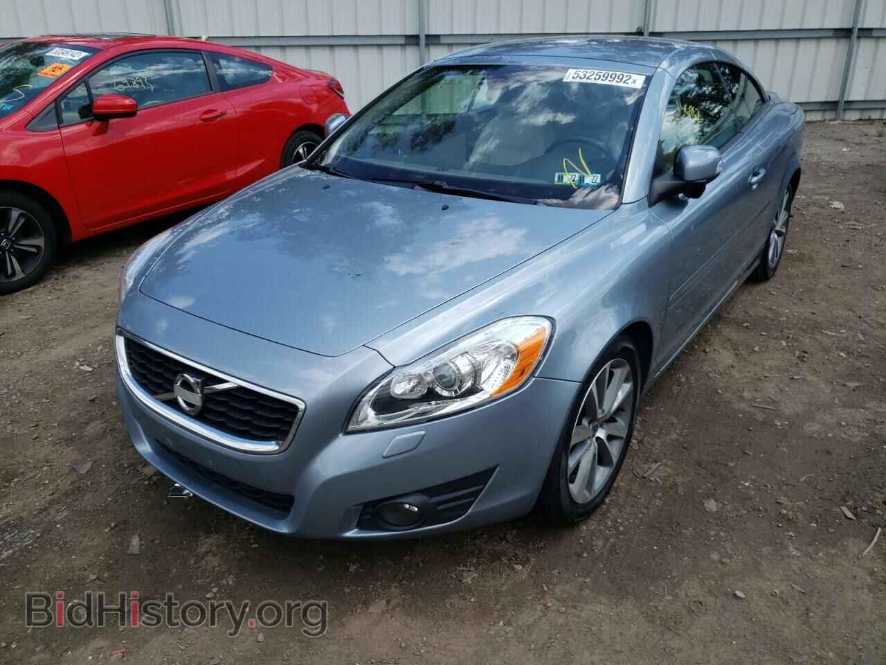 2011 VOLVO C70 - VIN: YV1672MC2BJ116538 - Фото 2