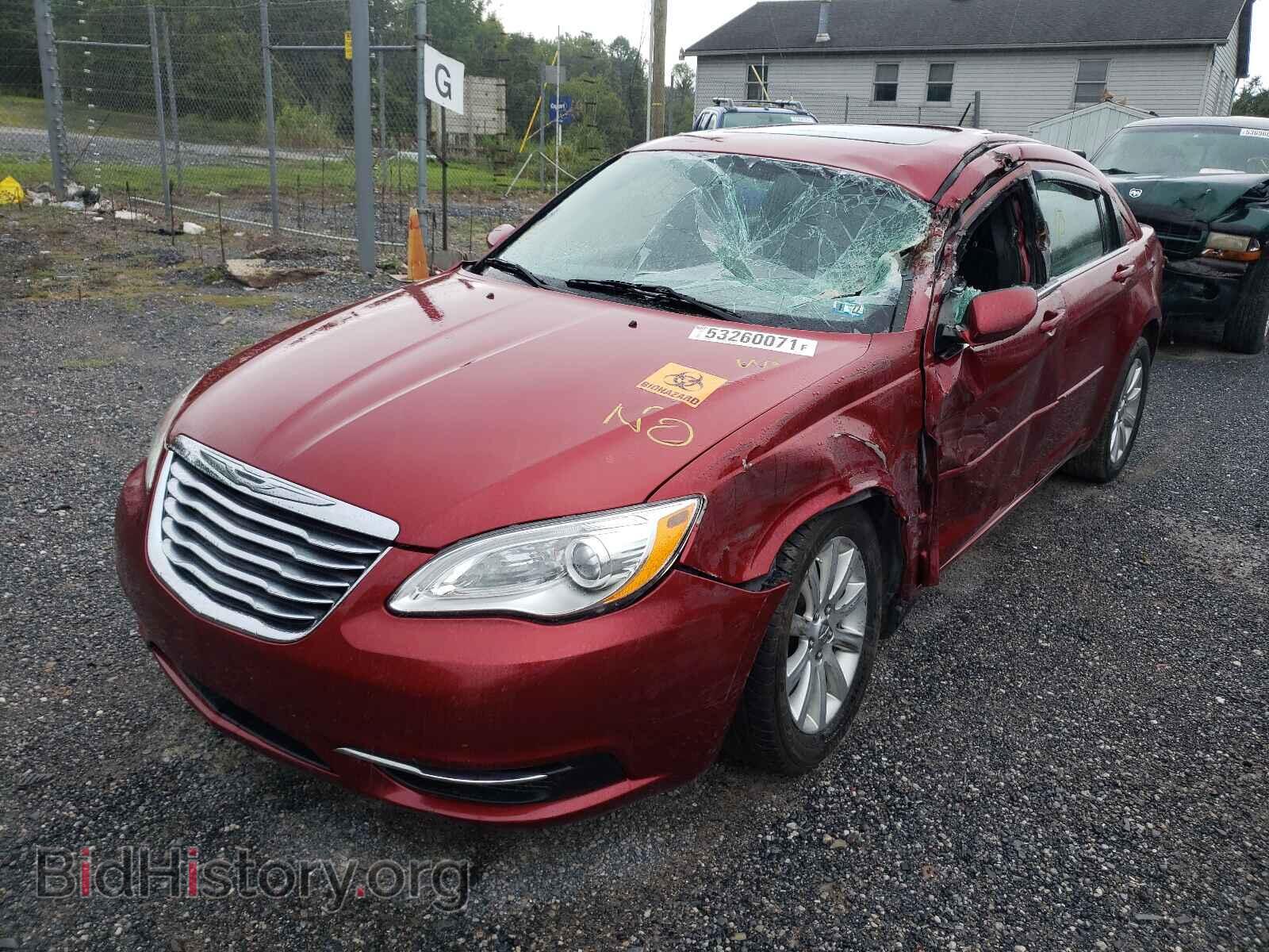 2013 CHRYSLER 200 - VIN: 1C3CCBBG6DN636011 - Фото 2