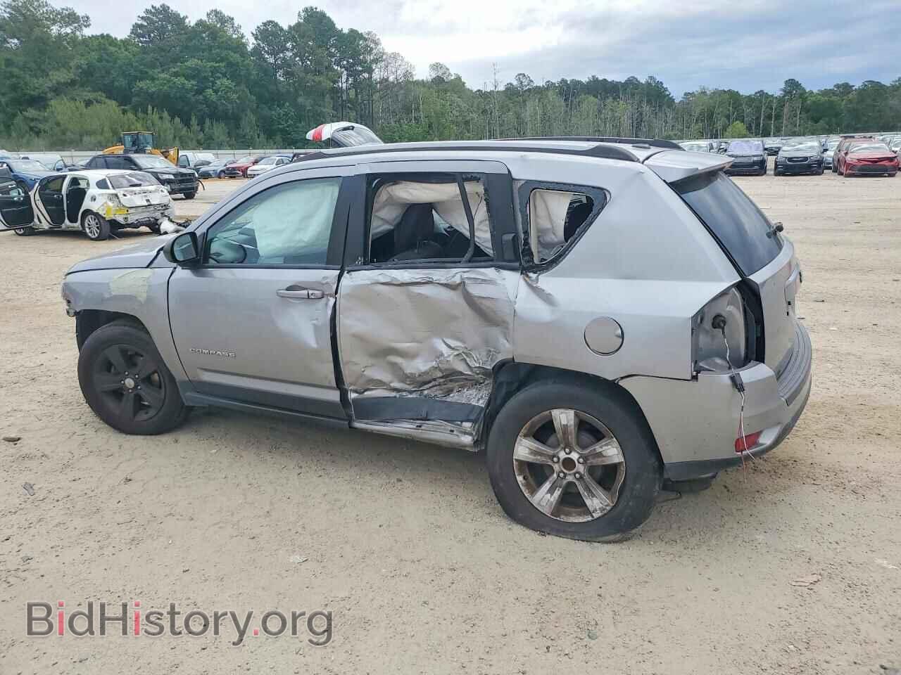 2016 JEEP COMPASS - VIN: 1C4NJCBA0GD743545 - Photo 2