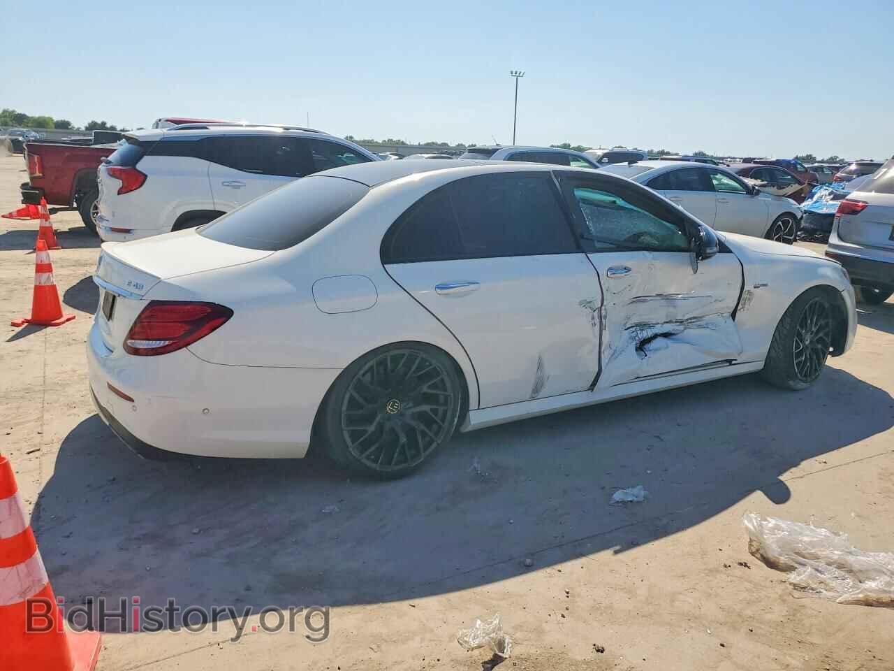 2018 MERCEDES-BENZ E-CLASS - VIN: WDDZF6EB2JA402039 - Фото 3