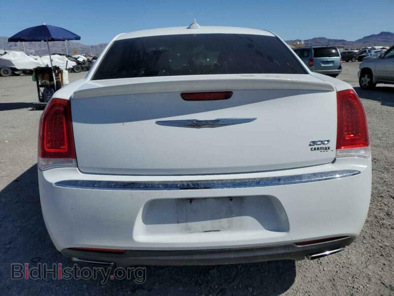 2017 Chrysler 300 (VIN 2C3CCAAG1HH609986) — фото 6 из 12