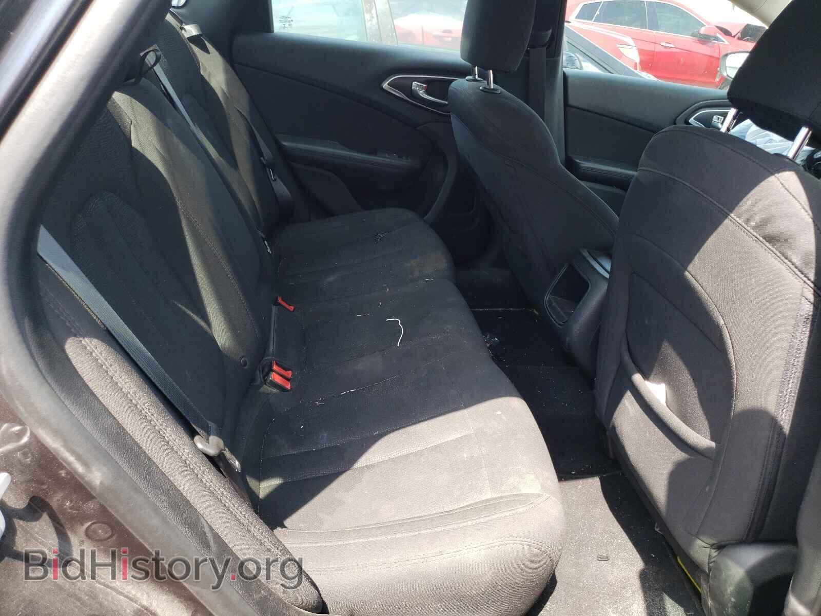 2016 CHRYSLER 200 - VIN: 1C3CCCAB3GN168268 - Фото 6