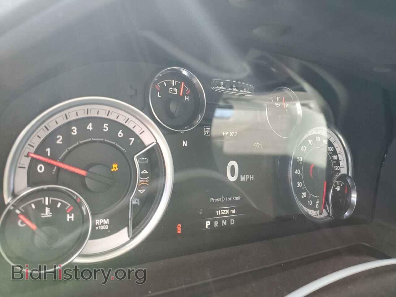 2019 RAM 1500 - VIN: 1C6RR7LT9KS503570 - Фото 9