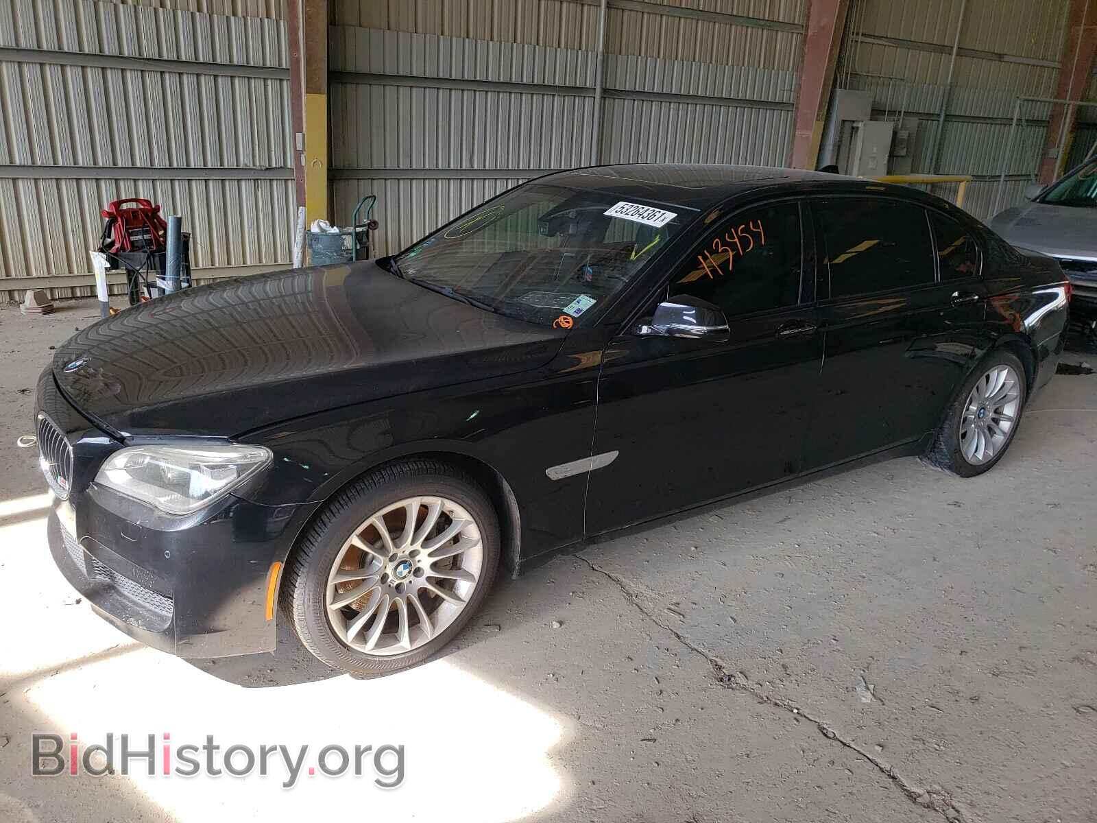 2013 BMW 7 SERIES - VIN: WBAYE8C55DD133519 - Фото 2