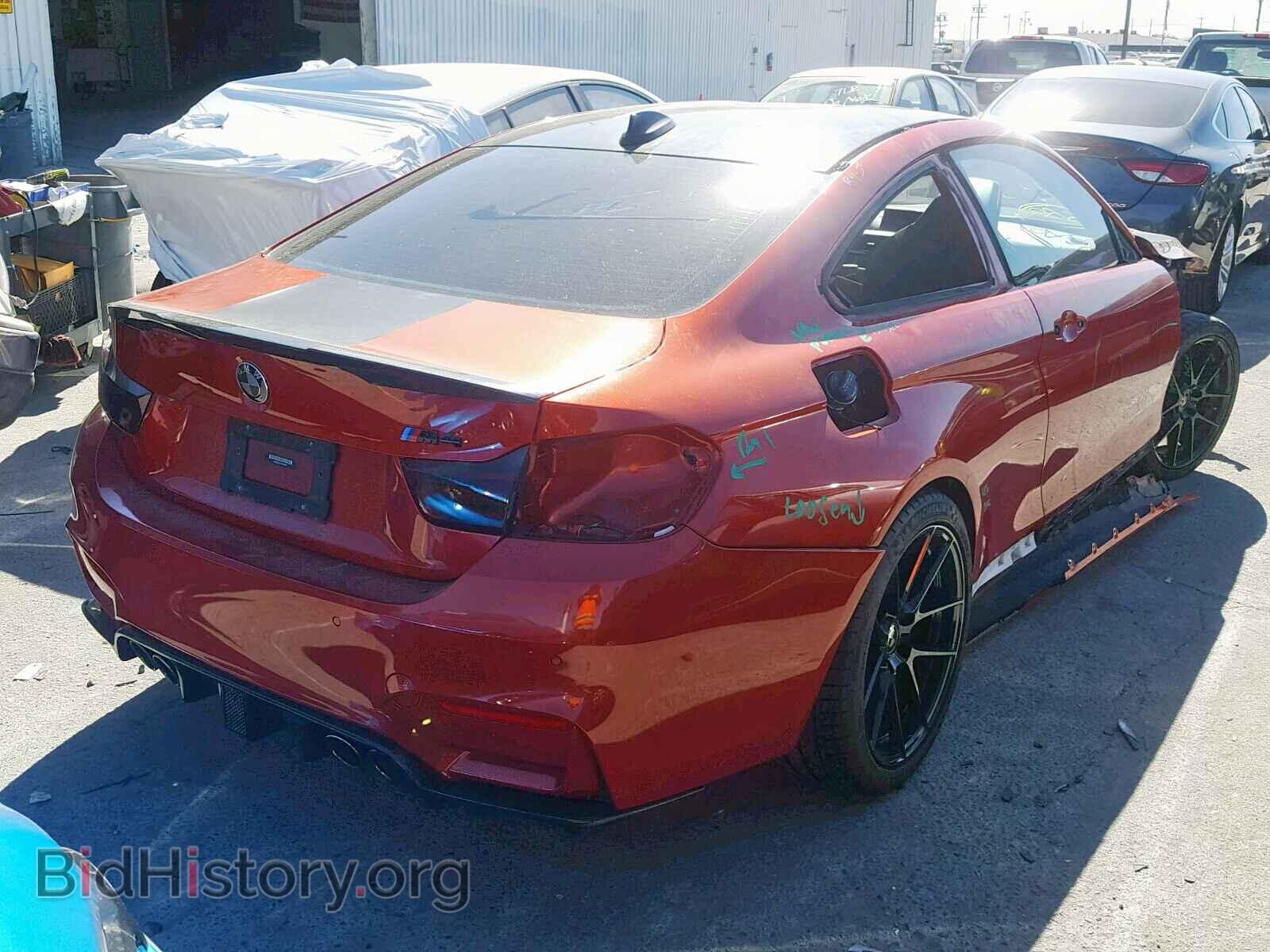 2015 BMW M4 - VIN: WBS3R9C57FK334207 - Фото 4