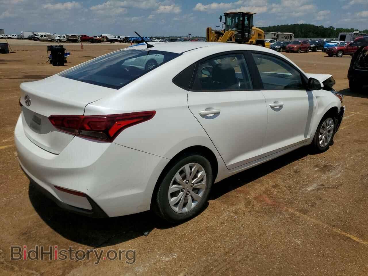 2019 HYUNDAI ACCENT - VIN: 3KPC24A37KE076834 - Фото 3