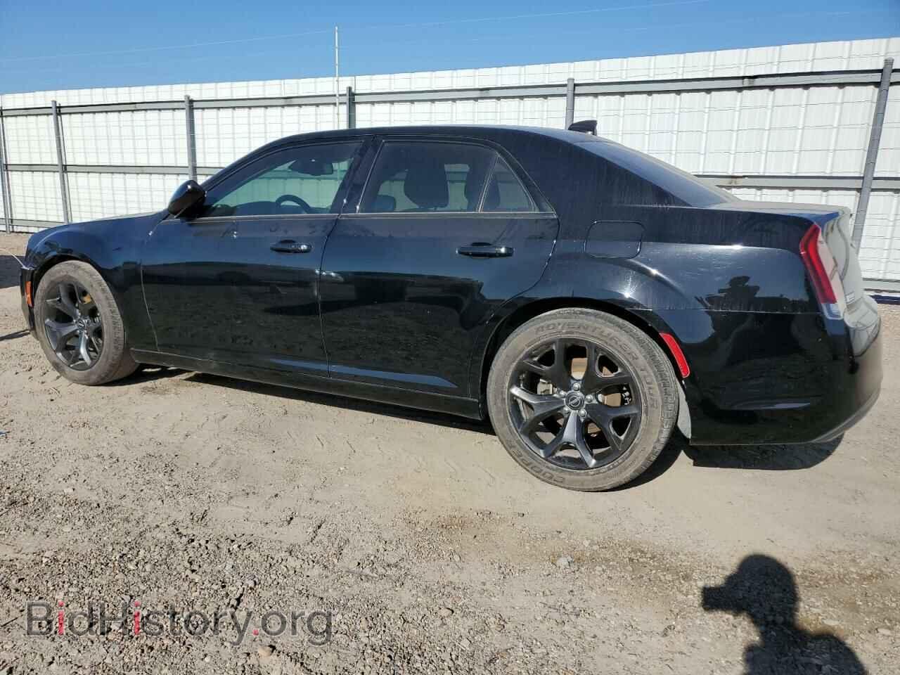 2020 CHRYSLER 300 - VIN: 2C3CCAAG9LH182369 - Фото 2