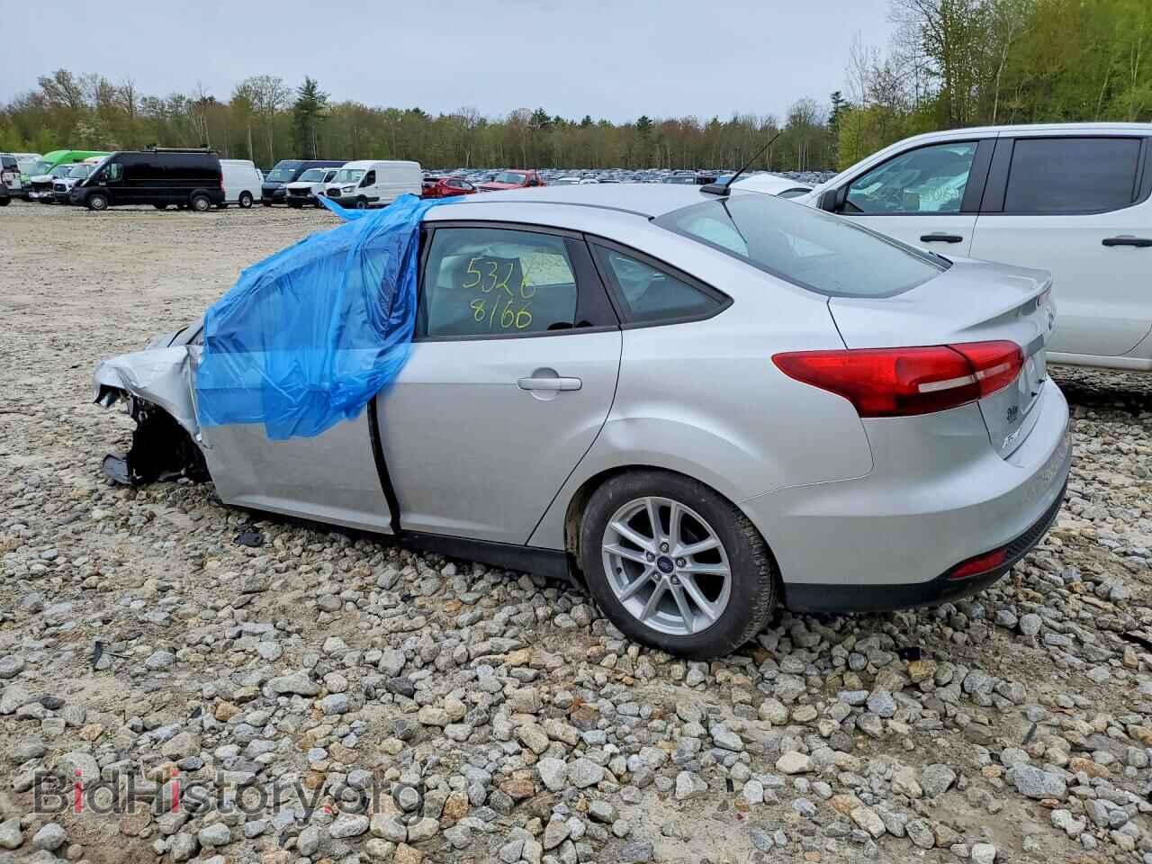 2018 FORD FOCUS - VIN: 1FADP3F27JL207479 - Photo 2