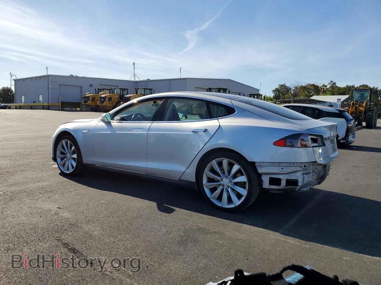 2013 TESLA MODEL S - VIN: 5YJSA1DP3DFP04204 - Фото 2