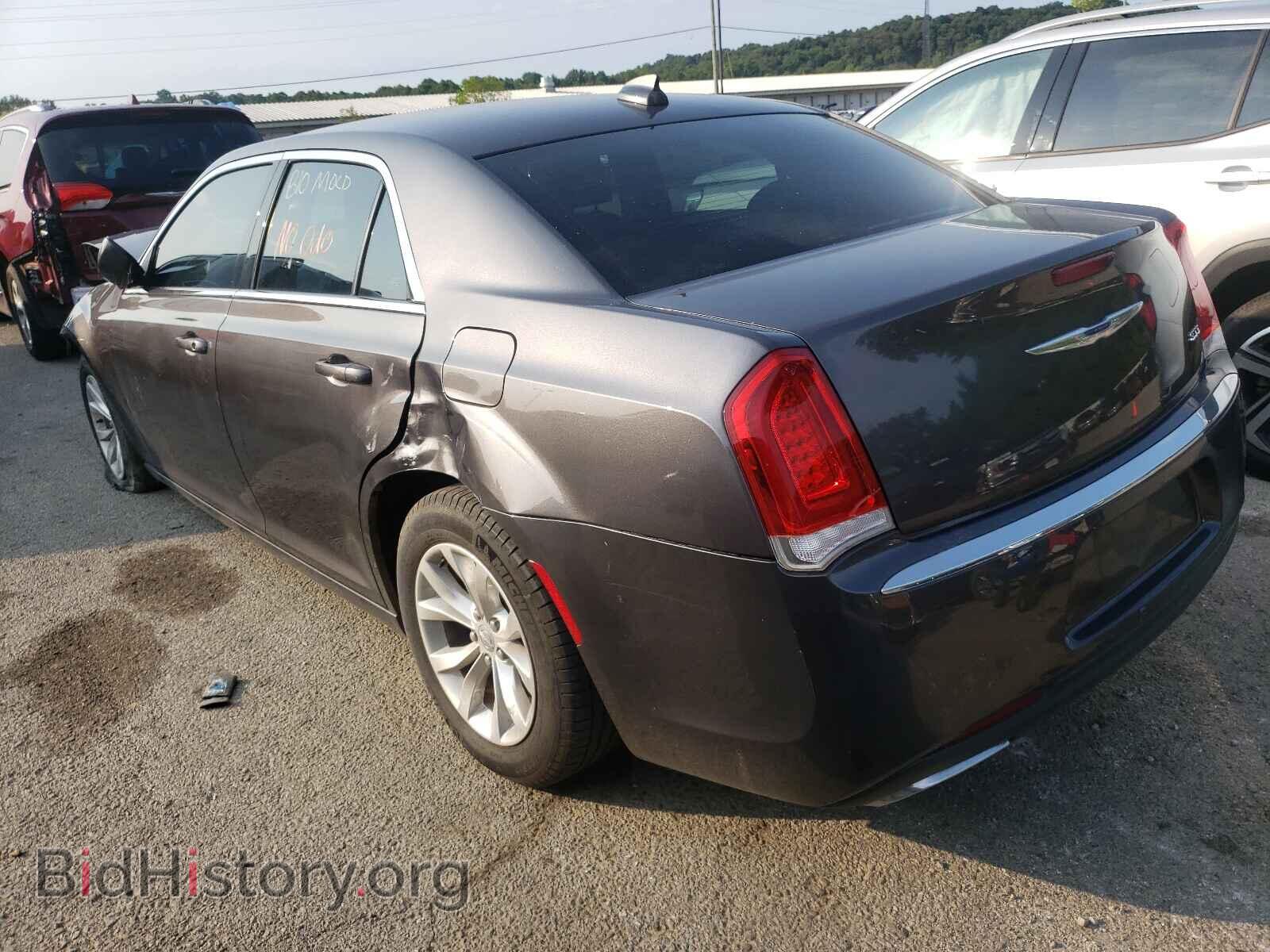 2017 CHRYSLER 300 - VIN: 2C3CCAAG2FH786673 - Фото 3