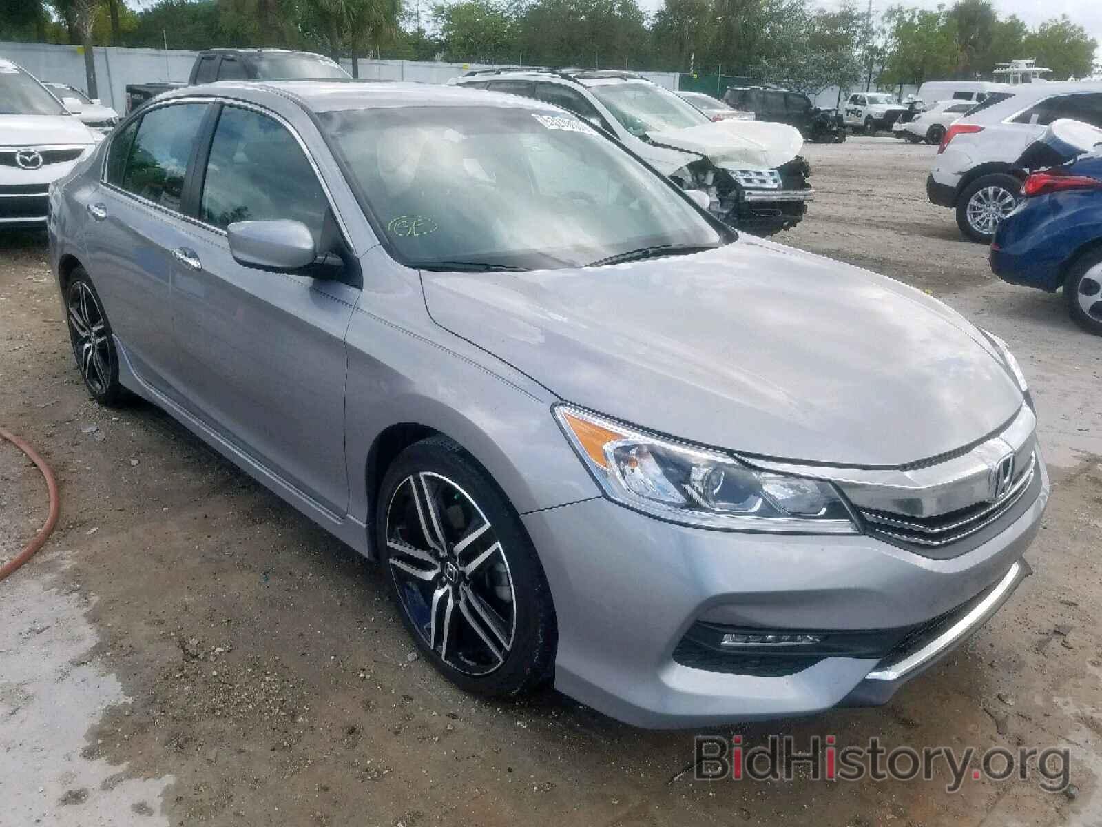 Photo 1HGCR2F56HA158643 - HONDA ACCORD SPO 2017