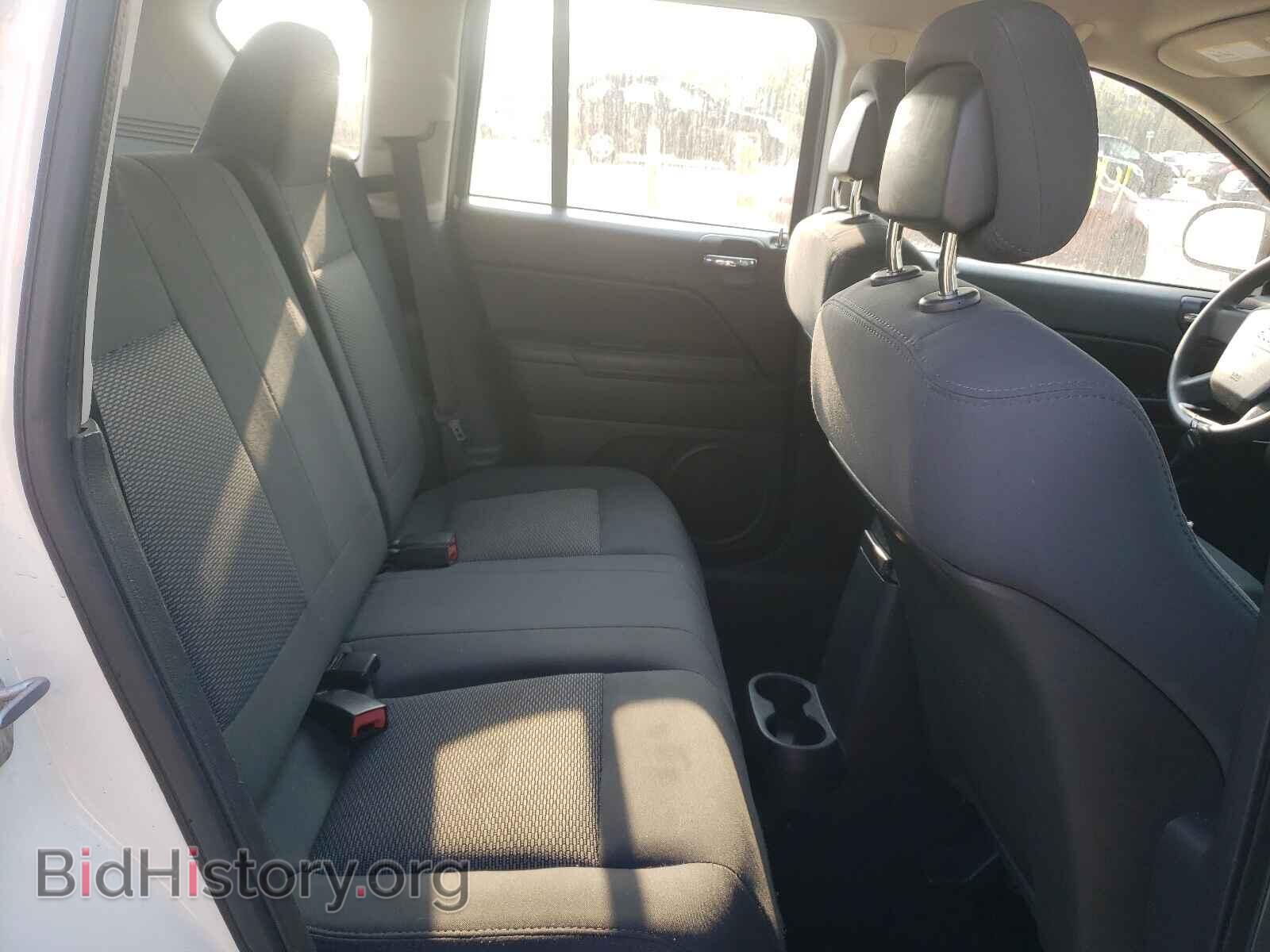 2010 JEEP COMPASS - VIN: 1J4NT4FB4AD589734 - Фото 6