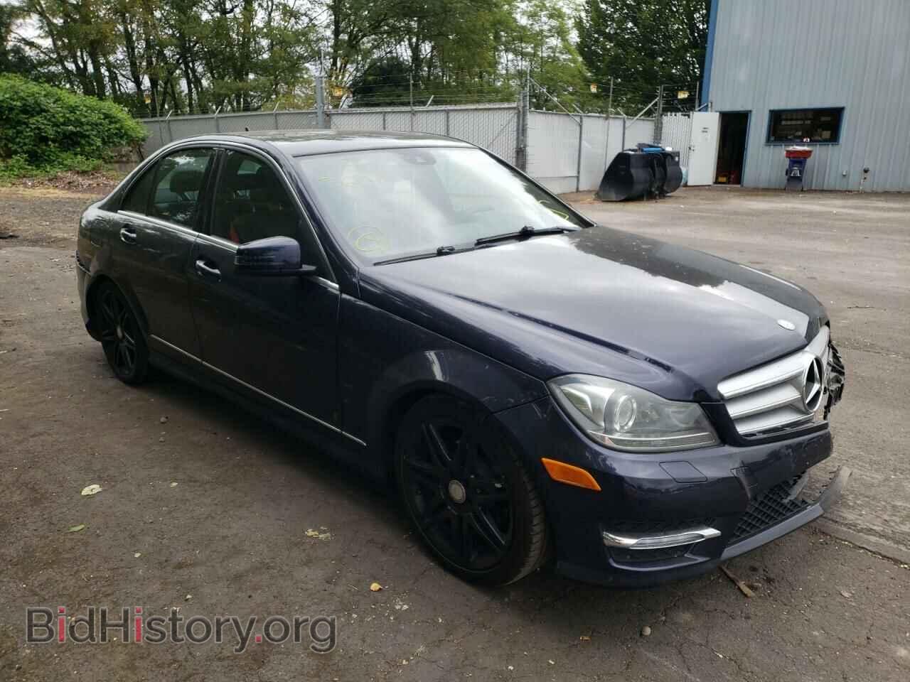 Photo WDDGF4HB3DA795514 - MERCEDES-BENZ C-CLASS 2013