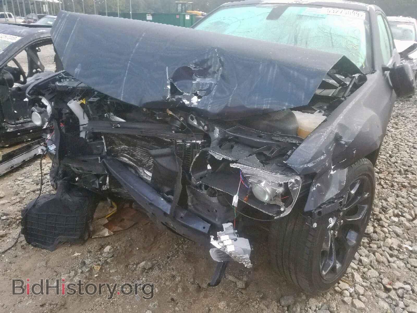 2019 CHRYSLER 300 - VIN: 2C3CCABG0KH516267 - Фото 9