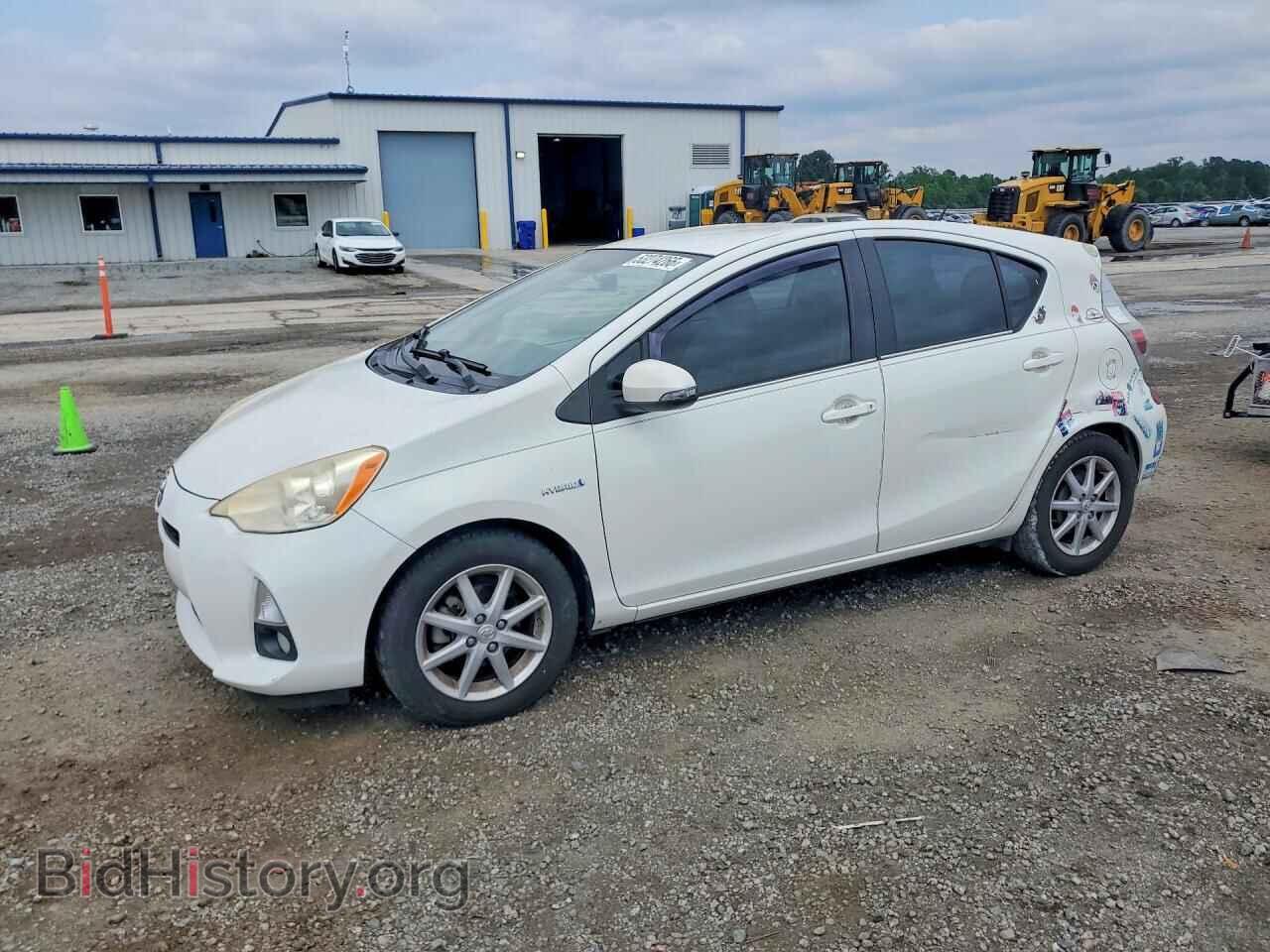 Фотография JTDKDTB38C1510603 - TOYOTA PRIUS 2012