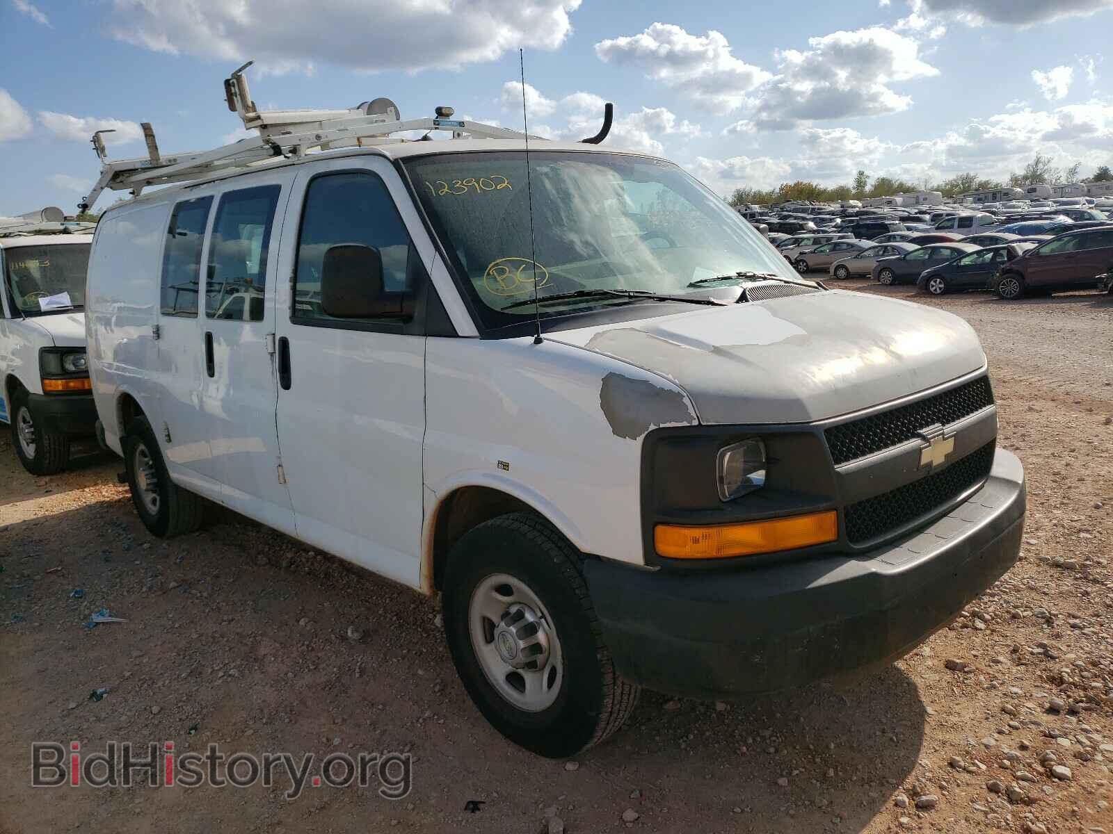 Photo 1GCWGFCB0C1123902 - CHEVROLET EXPRESS 2012