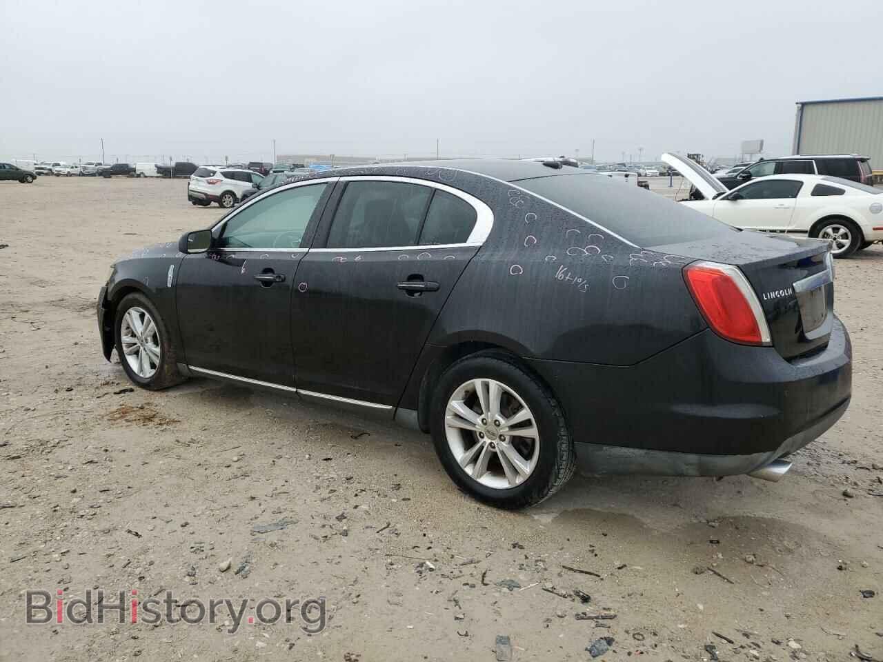 2011 LINCOLN MKS - VIN: 1LNHL9DR2BG607675 - Photo 2