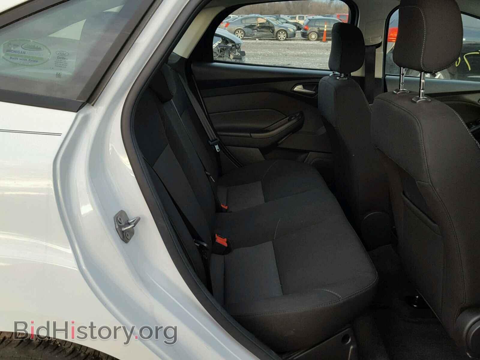 2018 FORD FOCUS - VIN: 1FADP3FE4JL229952 - Фото 6