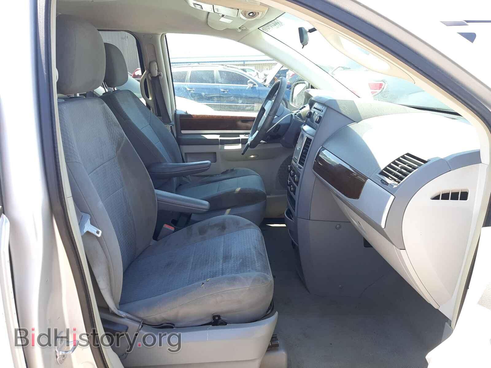 2010 CHRYSLER MINIVAN - VIN: 2A4RR5D15AR375851 - Photo 5