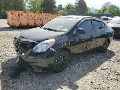 2014 Nissan VERSA S, черный — VIN 3N1CN7AP1EL864653, Copart