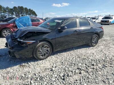 2024 Hyundai ELANTRA SEL, black — VIN KMHLM4DG9RU705252, Copart