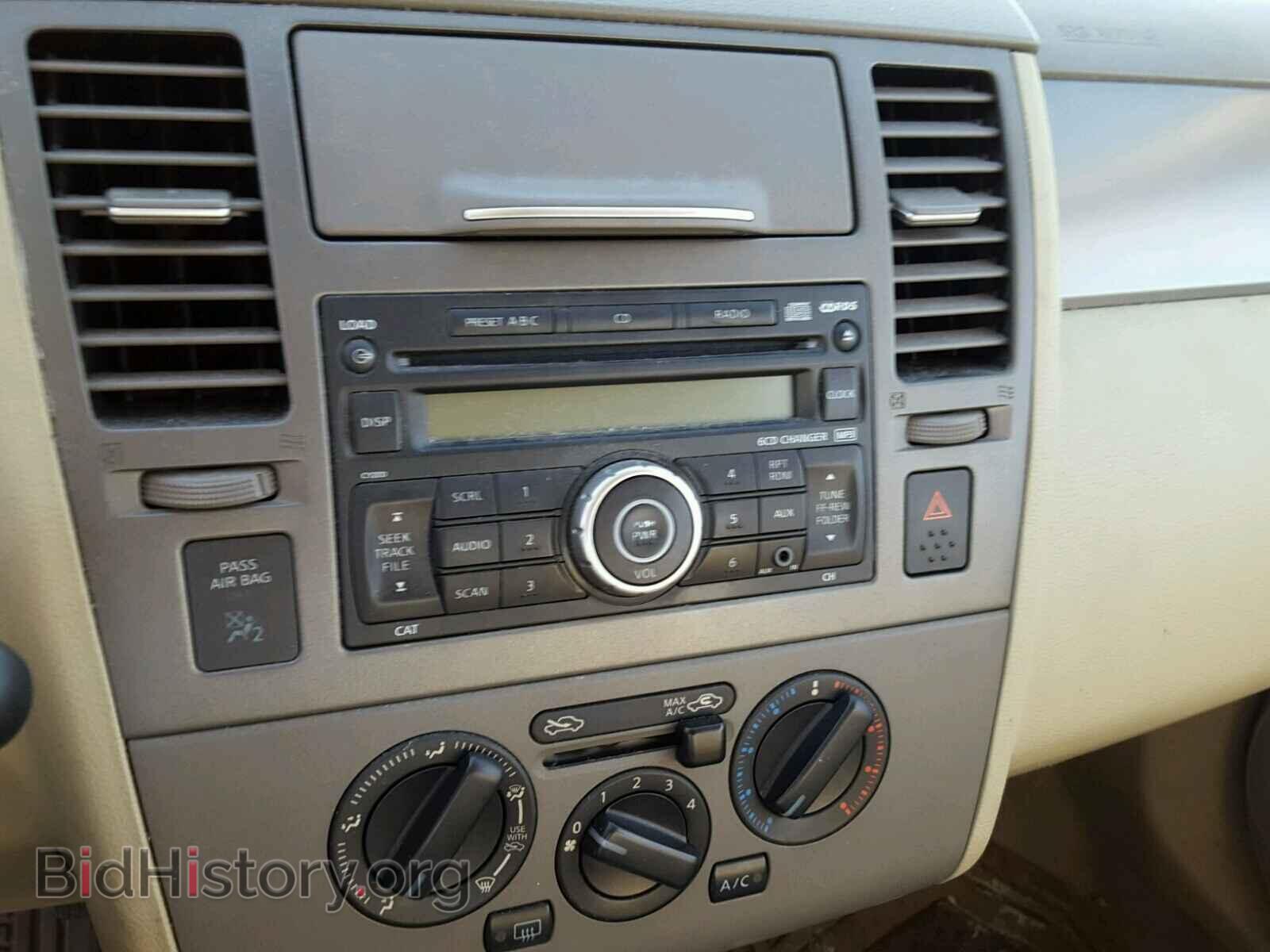2007 NISSAN VERSA - VIN: 3N1BC13E57L424920 - Фото 9