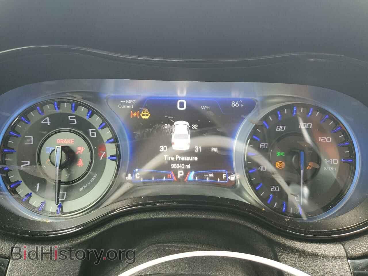 2017 CHRYSLER 300 - VIN: 2C3CCABG2HH669015 - Фото 9