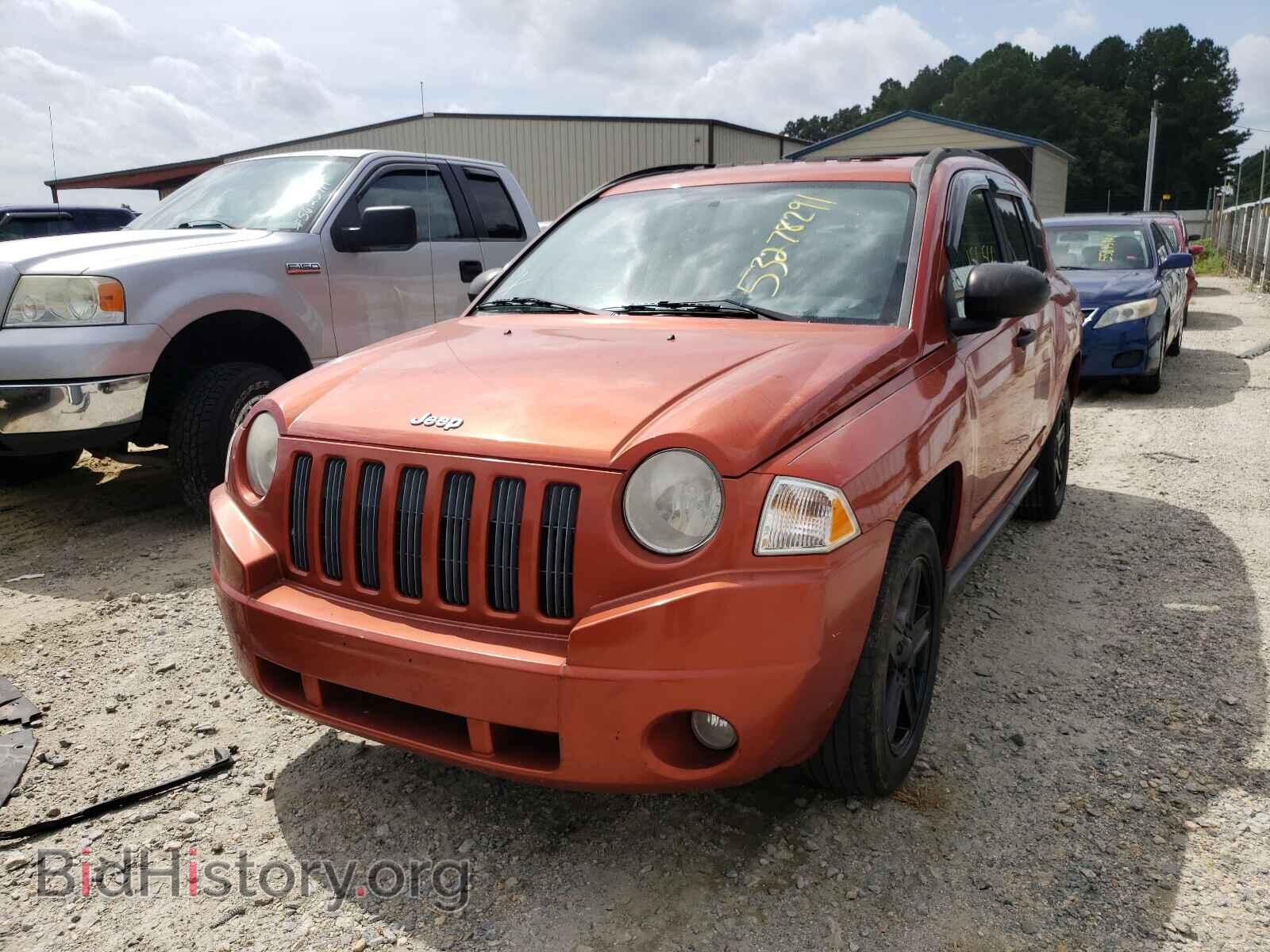 2008 JEEP COMPASS - VIN: 1J8FT47W08D574145 - Photo 2