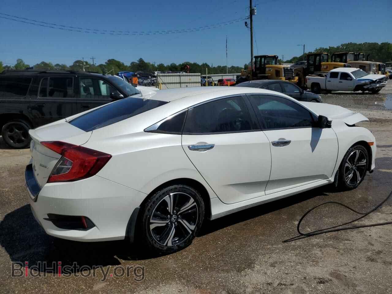 2017 HONDA CIVIC - VIN: 19XFC1F97HE031648 - Фото 3