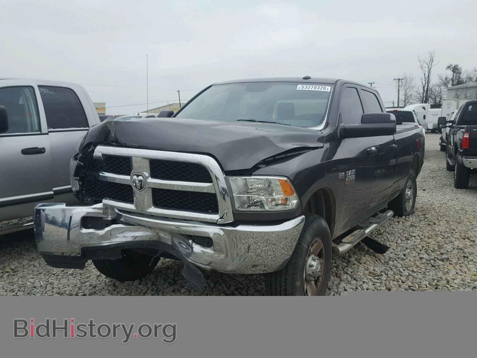 2017 RAM 2500 ST - VIN: 3C6TR5HTXHG555275 - Фото 2