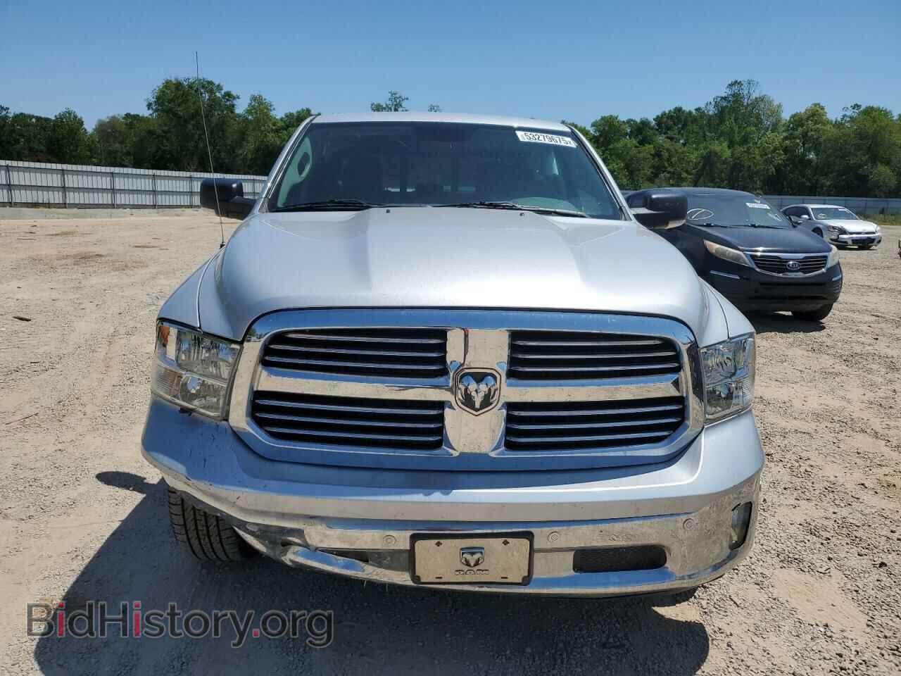 2019 RAM 1500 - VIN: 1C6RR6LT3KS563645 - Photo 5
